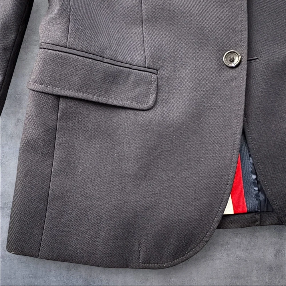 Tommy Hilfiger Mens Black Wool Blend Two Button Blazer Sport Coat 38R 78E5365